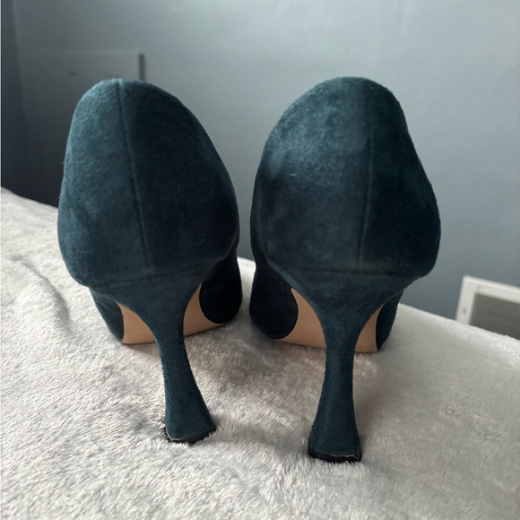 Elegant Green Suede Women's Pumps - Picture 3 of 5